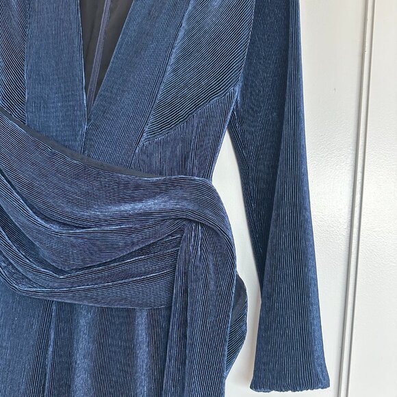 Galvan London Jumpsuit Sz 6 In Midnight Blue Pinstripe Velvet Devoré Plunge Neck - Picture 6 of 9